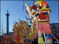 伦敦市中心舞龙