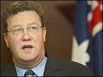 الکساندر داونر، وزیرخارجه استرالیا،