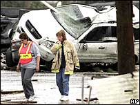 Enterprise Lisesi'nin bahçesi