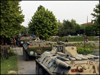 Tanques russos entraram na Abecásia nesta segunda-feira