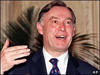 Horst Koehler ainda não declarou se aceita o cargo