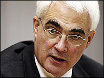 İngiltere Maliye Bakanı Alistair Darling