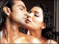 अस्मित पटेल के साथ पाकिस्तानी अभिनेत्री मीरा