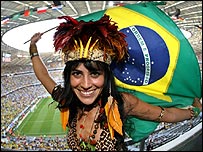 هوادار تيم فوتبال برزيل