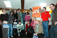 Y criw yn ymweld â chorff sy'n dysgu Basgeg i oedolion, AEK