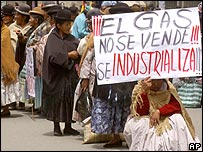 manifestação em favor da nacionalização dos recursos energéticos