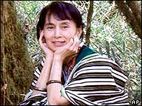 Bà Aung San Suu Kyi