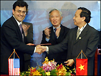 Lễ ký kết hiệp định thương mại Mỹ Việt 31 tháng Năm 2006