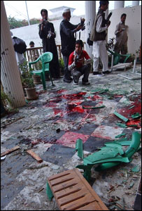 پشاور میں جمعہ کوہونے والا خودکش حملہ