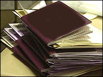 مذہب کا خانہ شامل نہ کرنے پر مذہبی حلقے اعتراض کر رہے ہیں