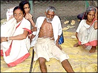 धनंजय के परिवार के सदस्य