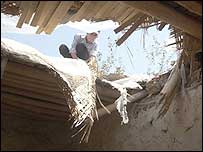 یکی از خانه های تخریب شده در حملات توپخانه ای ایران - عکس آرشیوی از وب سایت کردی آوینه