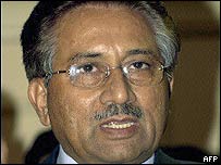 جنرل مشرف بش کے قریبی اتحادیوں میں سے ہیں۔ 