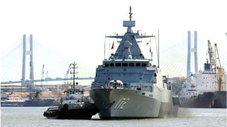 Tàu hải quân Malaysia (ảnh của báo Quân đội Nhân dân)