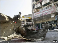 Irak'ta saldırıya hedef olan Amerikan aracı