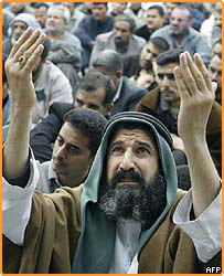 عراق میں شیعہ برادری سیاسی اختیارات کے لئے سرگرم