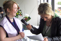 Heledd Sion yn holi Manon Wyn Williams  ar gyfer Radio Cymru