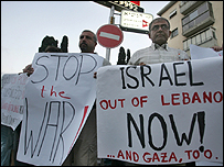 Manifestação pacifista na cidade de Haifa, na terça-feira.