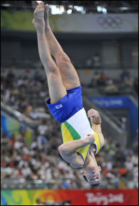 Diego Hypólito durante a final olímpica. Foto: Franck Fife/AFP/Getty