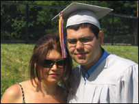 Laura Damasceno com o seu filho Vinny (arquivo pessoal)