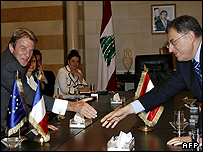 برنار کوشنر، فواد سنیوره