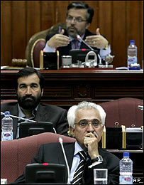 اسپنتا در جلسه مجلس نمایندگان