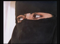 برقعہ پوش خاتون