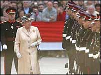 اليزابت دوم هنگام ورود به والتا