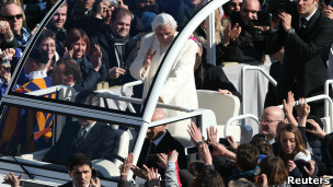 Papa Bento 16 (Foto Reuters)