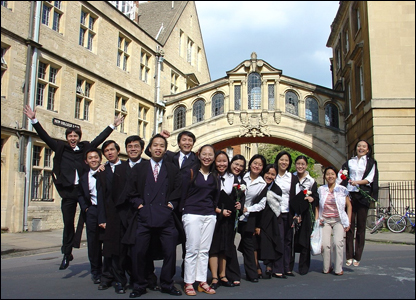 Tại Cầu Than thở