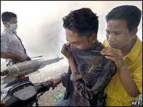 ماموران خيابان های باندا آچه، پايتخت استان آچه اندونزی را ضدعفونی می کنند