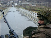  فوجی پیش قدمی