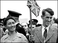 हिलेरी और शेरपा तेंजिंग