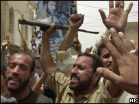 A milícia Exércio Mehdi em Najaf, no Iraque