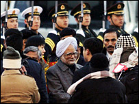 मनमोहन सिंह चीन यात्रा पर