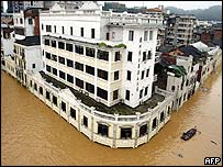 Enchente em Wuzhou, na China