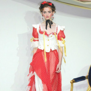 红色波波点红磨坊礼服