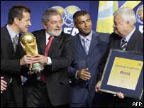 Dunga, Lula, Romário e Ricardo Teixeira