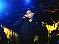 شادمهر عقيلی