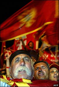 Partidários da independência comemoram