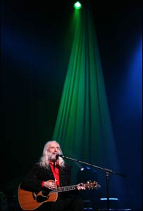 Charlie Landsborough on stage  (pic Judy Totten)