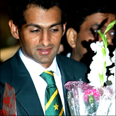 पाकिस्तान की टीम भारत पहुँची