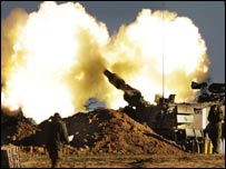 İsrail topçu ateşi