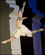 Matthew Bourne's Swan Lake pic: Brian Cooper