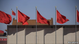 人民大會堂上的紅旗