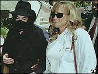 Jackson e sua última mulher, Debbie Rowe