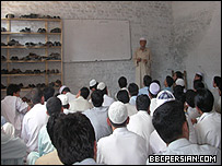 دانش آموزان افغان