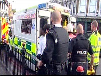 Polícia bloqueia estação de Camden Town, onde ocorreu acidente