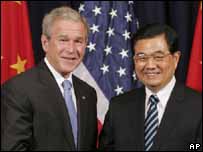 Bush e Hu Jintao se encontram em Lima (AP)