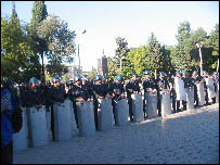 صف آرايی پليس جمهوری آذربايجان در باکو